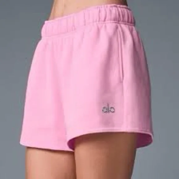 Alo Yoga Sweet Pink Accolade Shorts - Picture 2 of 10